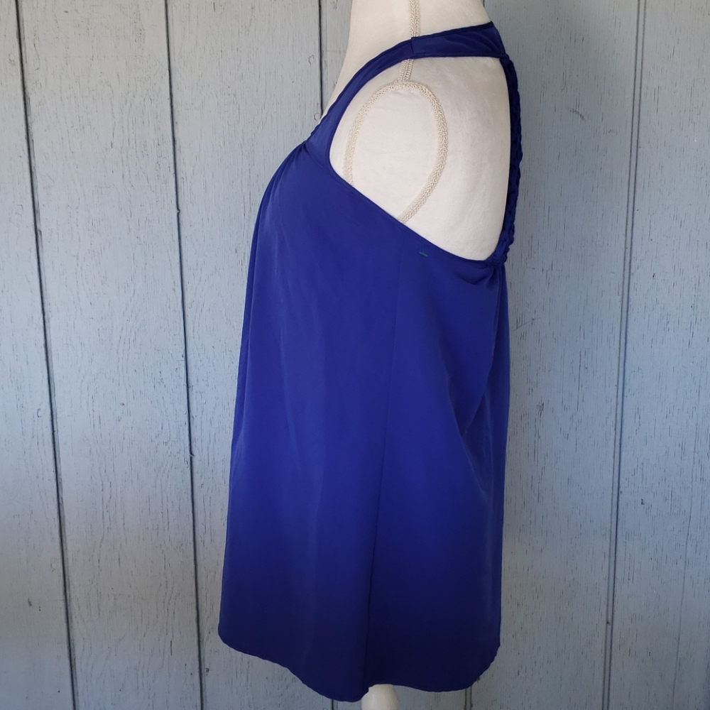 Braided Back Top. Blue Sleeveles Tunic - Picture 3 of 10